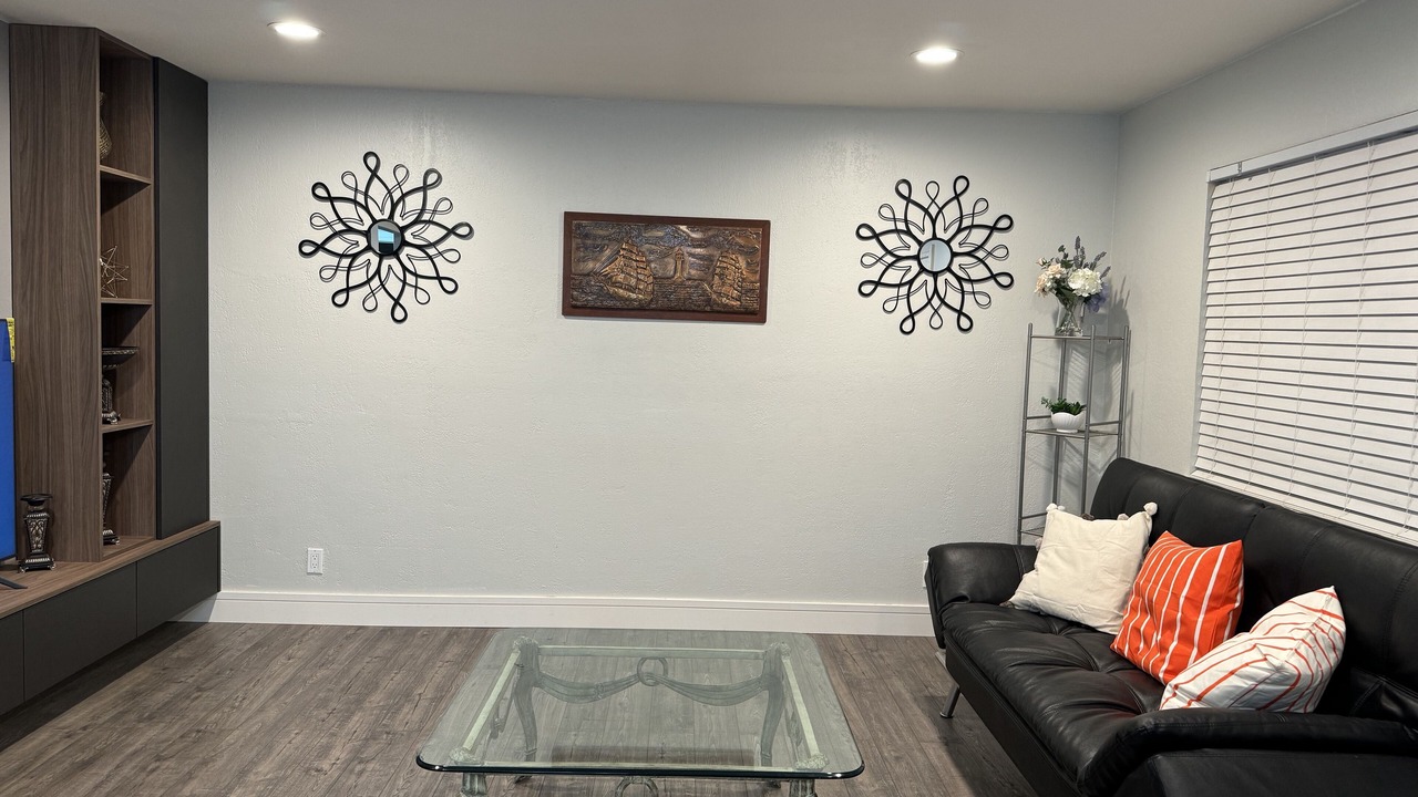 Photo of Livingroom in Cambrian