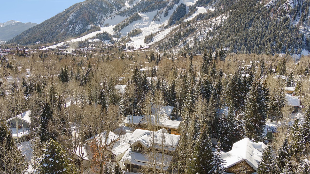 Photo of Outdoor in West End