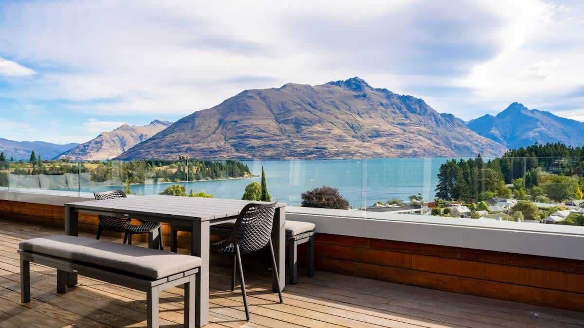 Photo of Patio Balcony in Queenstown City Centre