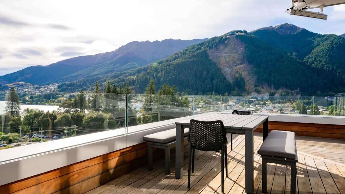 Photo of Patio Balcony in Queenstown City Centre