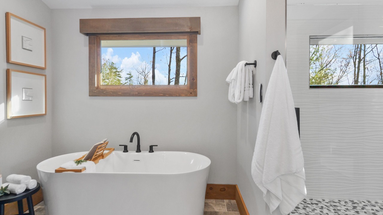Photo of Bathroom in Ellijay