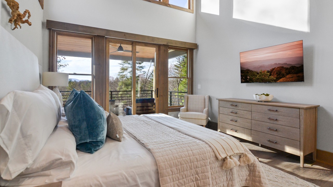 Photo of Bedroom in Ellijay