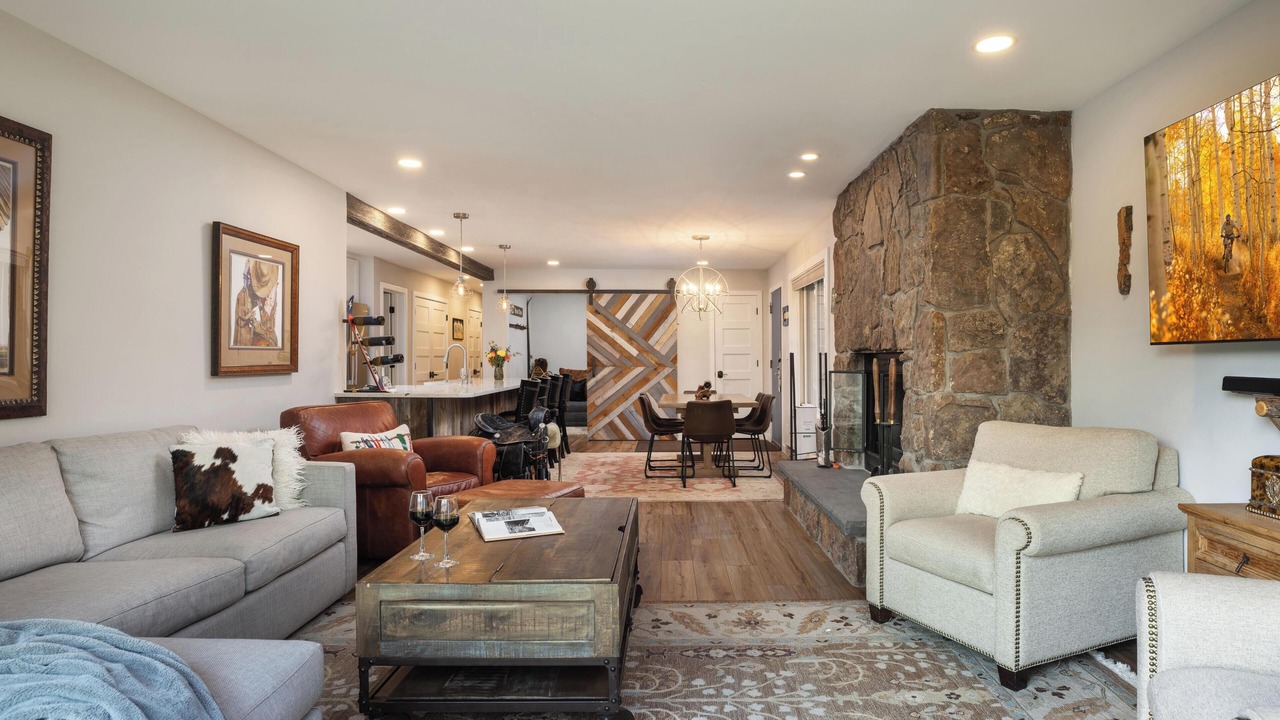 Photo of Livingroom in Snowmass Village