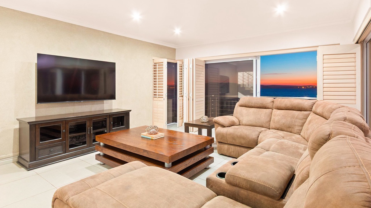 Photo of Livingroom in Calypso Beach