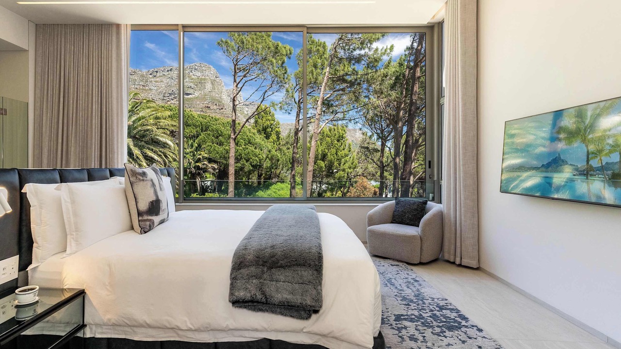 Photo of Bedroom in Camps Bay