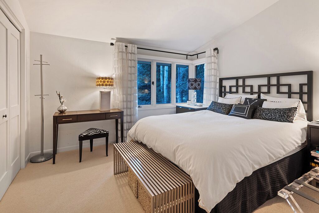 Photo of Bedroom in Aspen