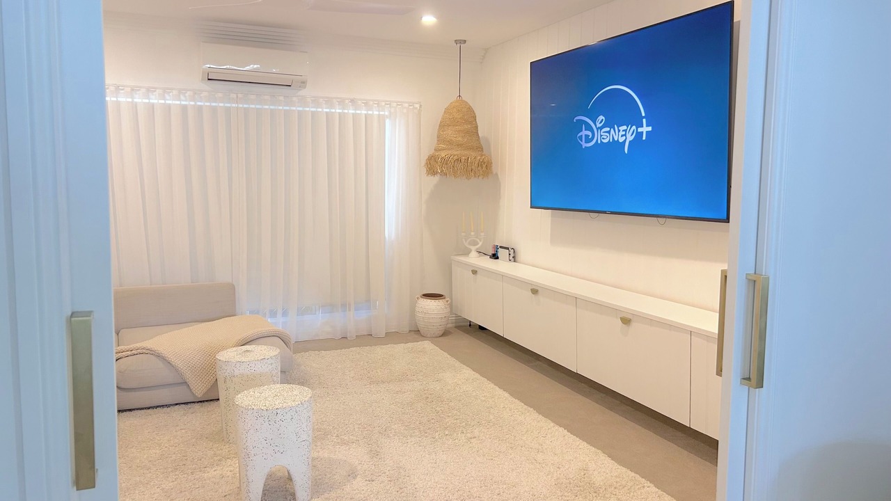 Photo of Livingroom in Kewarra Beach