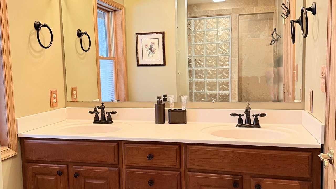 Photo of Bathroom in Baker