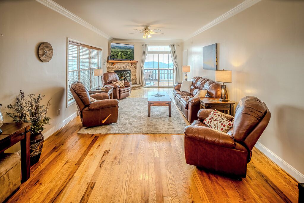 Photo of Livingroom in Beech Mountain
