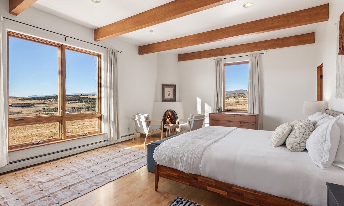 Photo of Livingroom in Missouri Heights