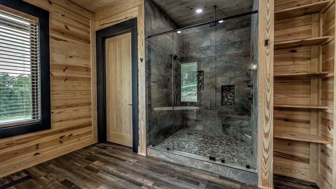 Photo of Bathroom in Talking Rock