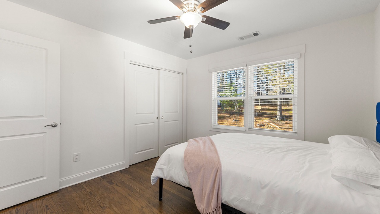 Photo of Bedroom in Lawrenceville