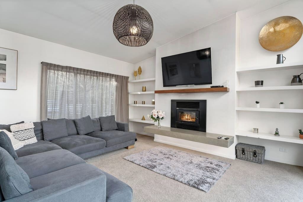 Photo of Livingroom in Arthur's Point