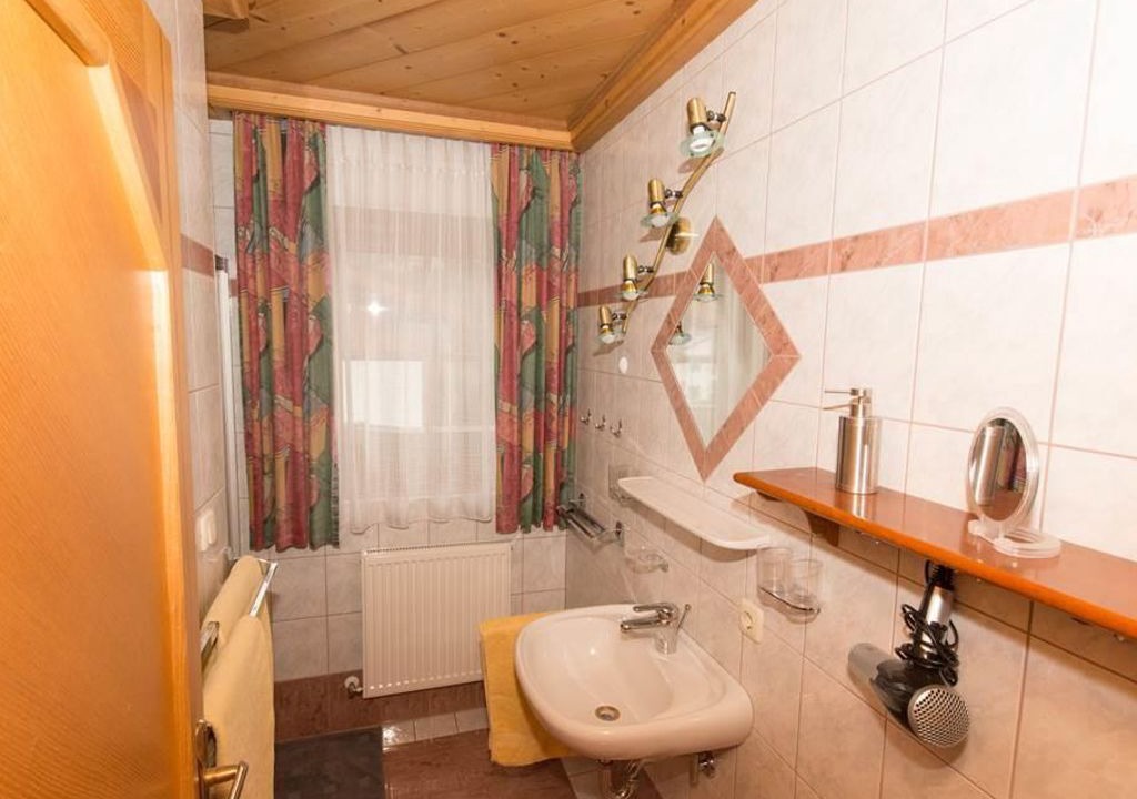 Photo of Bathroom in Leogang