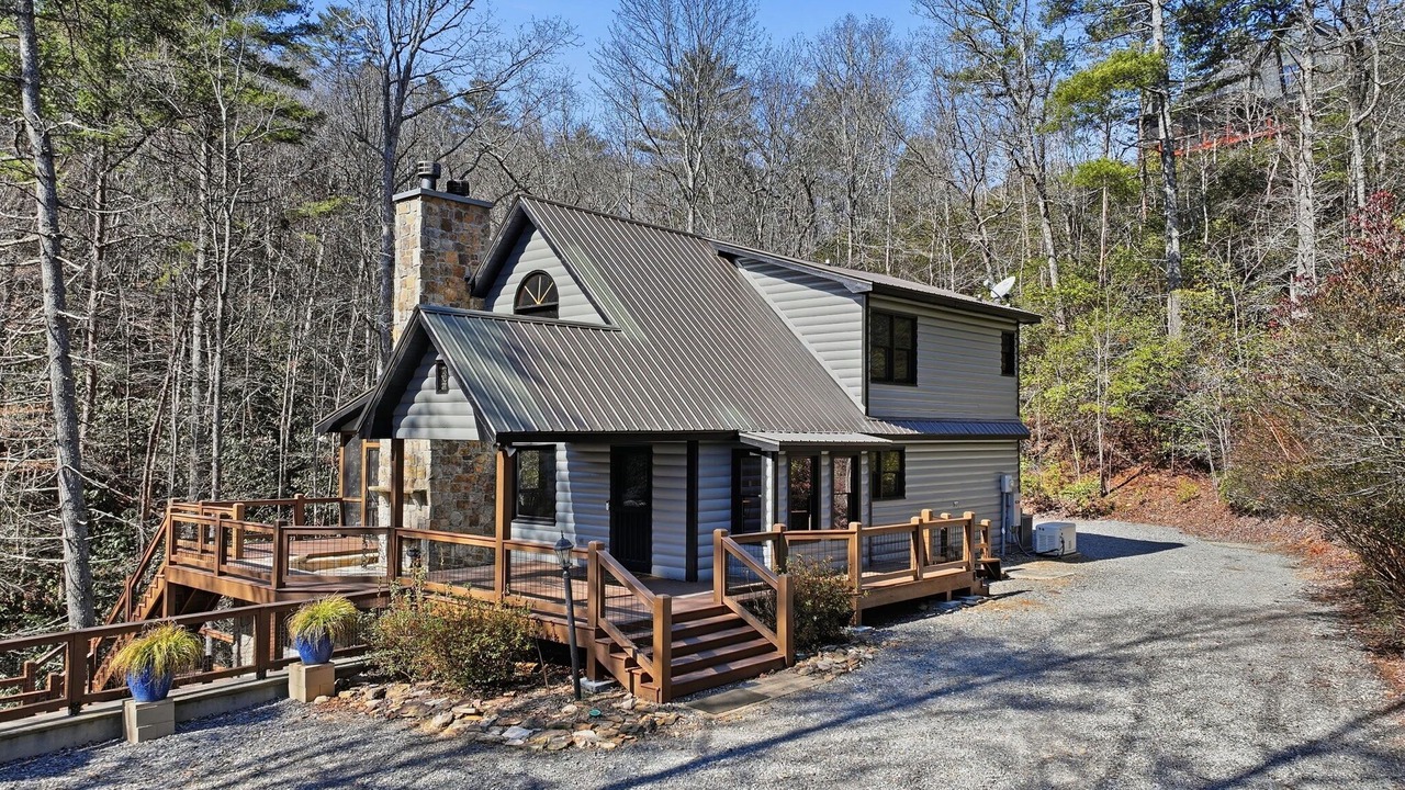 Photo of Others in Foxfire Estates