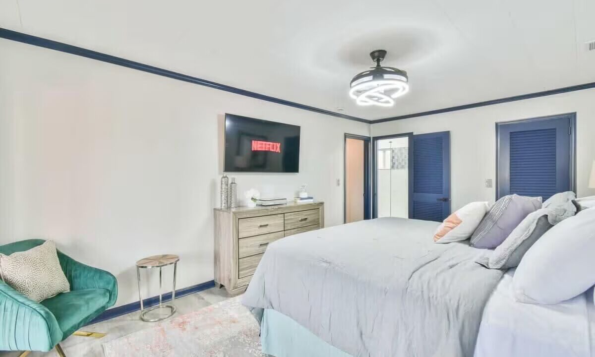 Photo of Bedroom in Flowery Branch