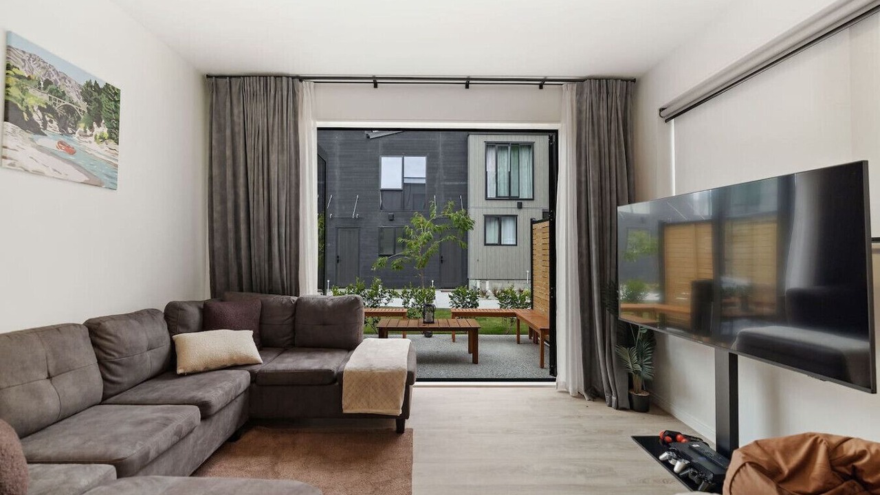 Photo of Livingroom in Arthur's Point