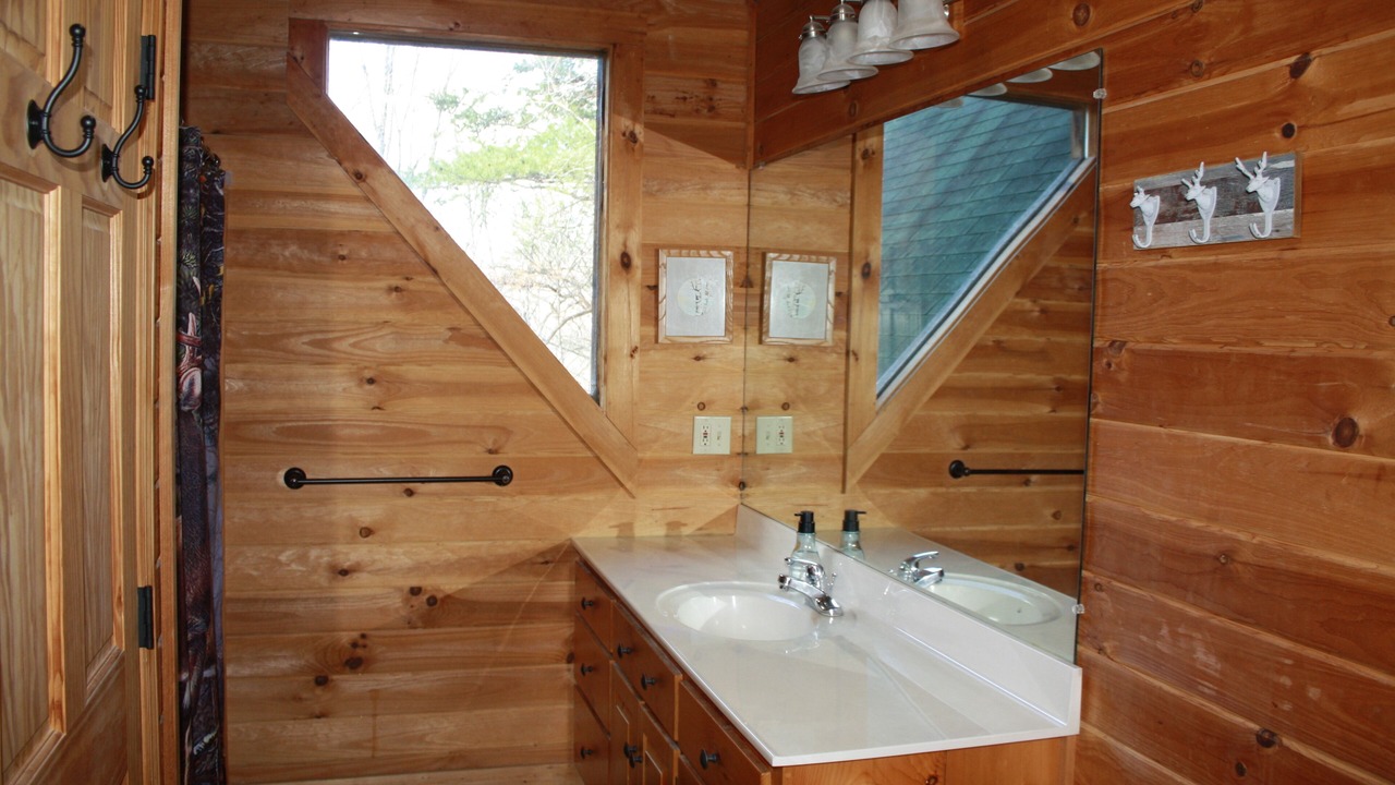 Photo of Bathroom in Sevierville