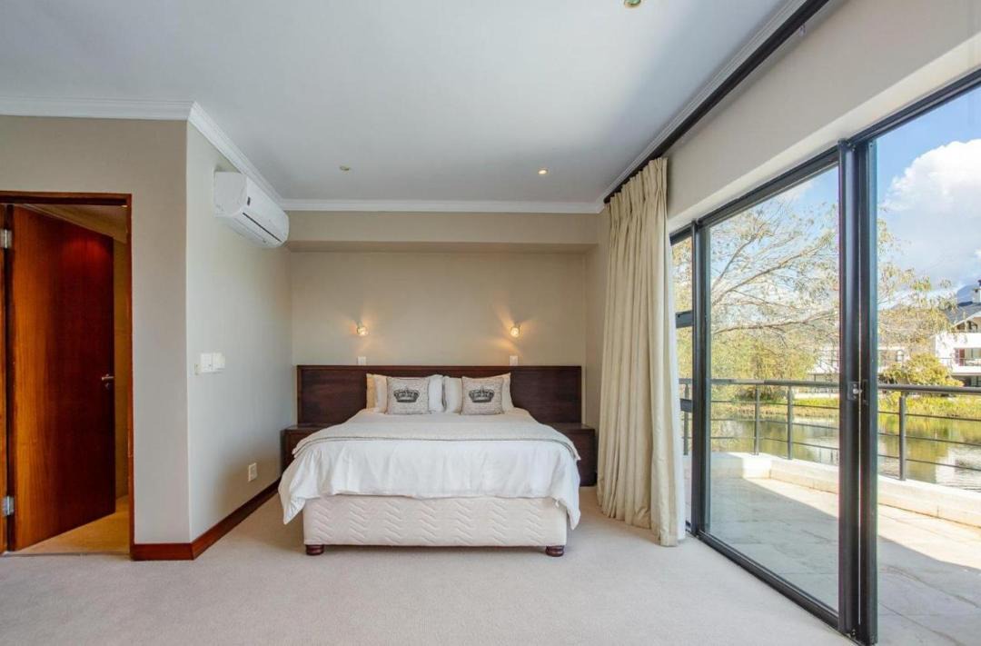 Photo of Bedroom in Simondium