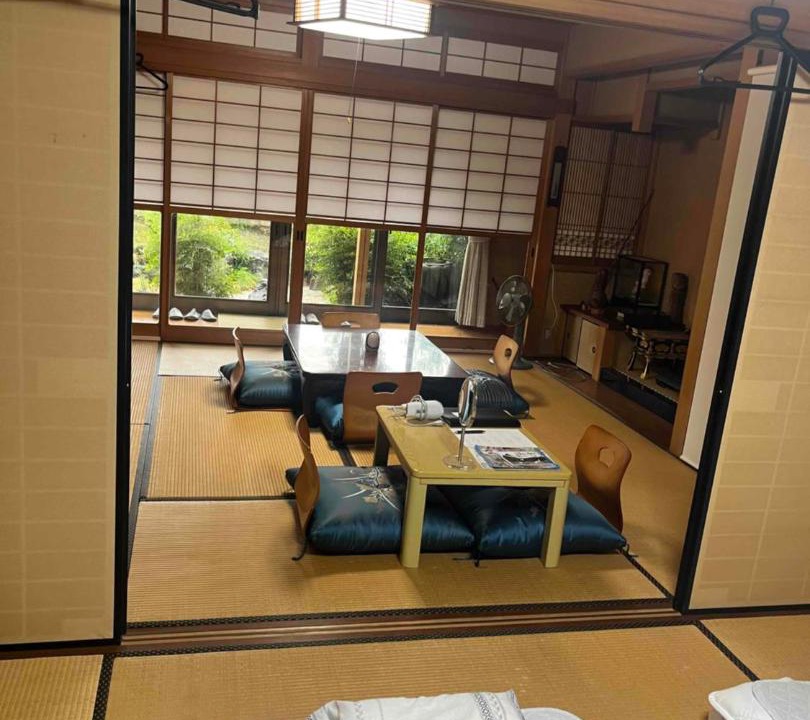 Photo of Others in Ono
