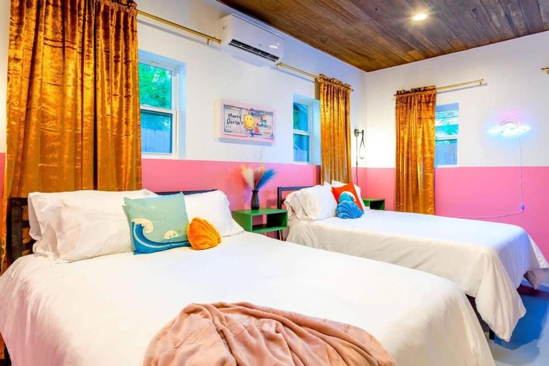 Photo of Bedroom in East Cesar Chavez