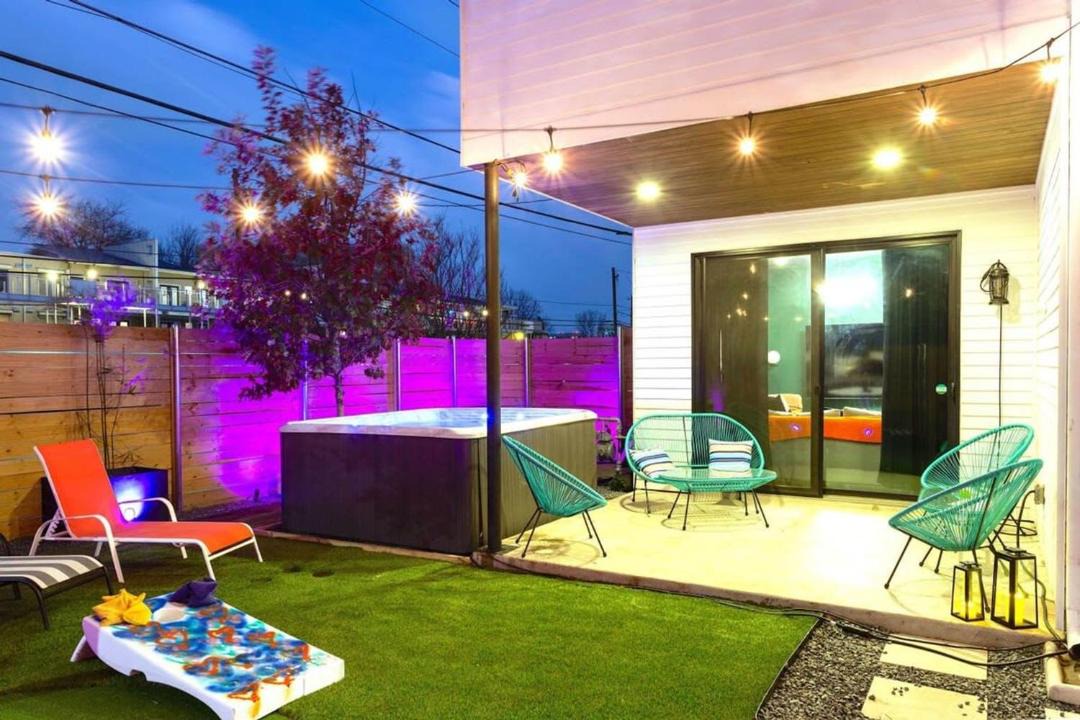 Photo of Others in East Cesar Chavez