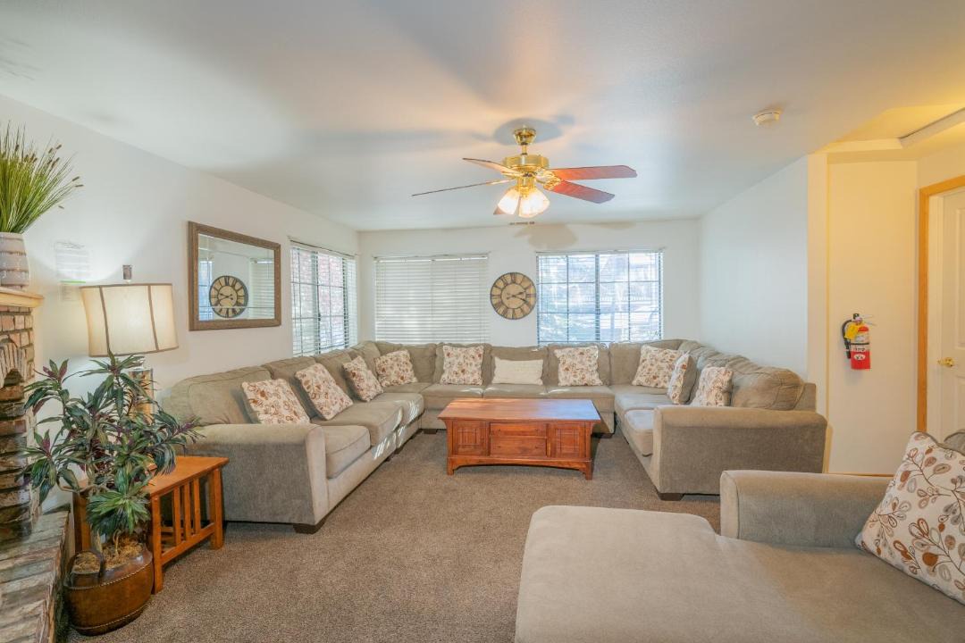 Photo of Others in Moonridge