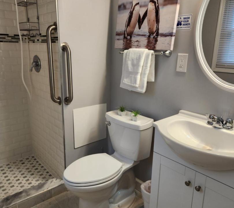 Photo of Bathroom in South Gate