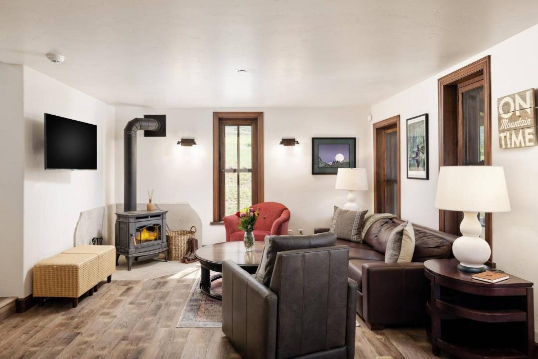 Photo of Livingroom in Snowmass Village