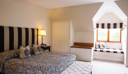 Provincial Suite
