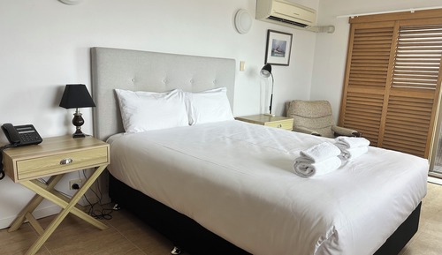 Deluxe Room, 1 Queen Bed