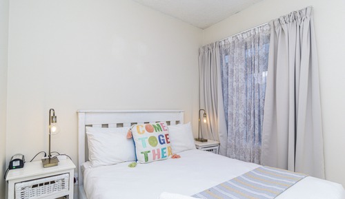 Luxury Apartment, 3 Bedrooms, Beachfront