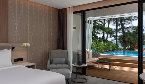 Superior Room, Oceanfront (With Pool)