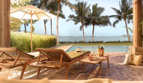 LUX 5-Bedroom Grand Beachfront Pool Villa with Unlimited Free 24-Hour Water Shuttle Service