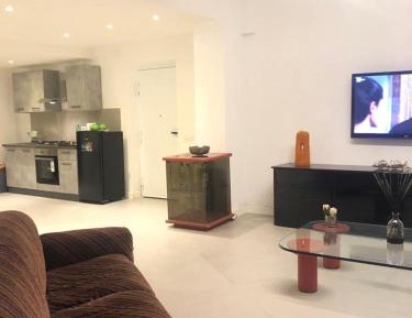 Two-Bedroom Deluxe Apartment