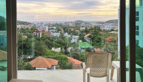 Apartment with Balcony