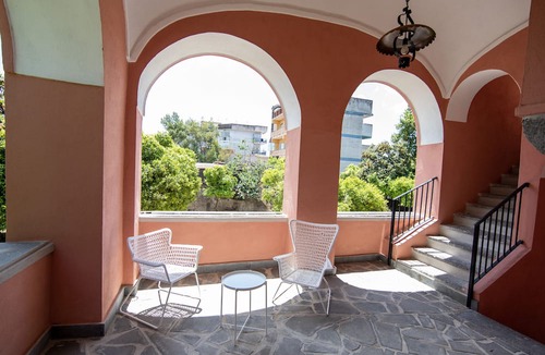 Boscoreale House | Room in B&B - Palazzo D'aquino, Large Double Room Num1