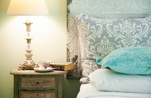 Doonan Bed & Breakfast | Noosa Valley Manor B&B Retreat