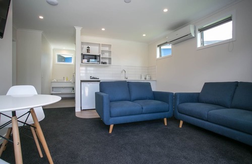 Cambridge Hotel | Podium Lodge