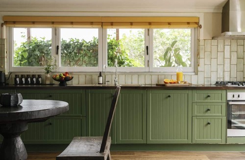 Clunes Cottage | The Honey Barn. Wabi-Sabi Cottage with Byron Hinterland view.
