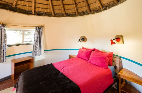 Lubanzi Village Hostel | Coffee Shack Backpackers & Self-Catering