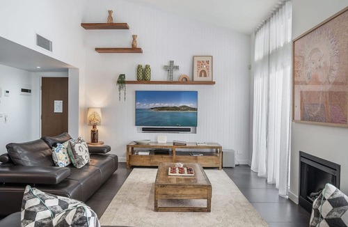 Byron Bay Apartment | Byron Marvel - Luxury Byron Bay Penthouse Holiday Rental with Balcony, 4 Bedrooms,