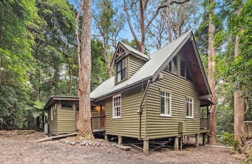 Springbrook Apartment | Rustic 3-Bed Retreat in Springbrook