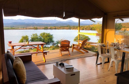 Oudtshoorn Cabin | AfriCamps Klein Karoo