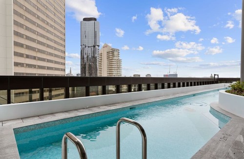 Brisbane Central Business District Apartment | The Luxe Casino Apartment | City Views & Casino Access