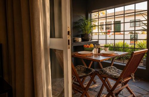 Strand Apartment | Loddey's Self Catering Units by Beach Collection Winelands