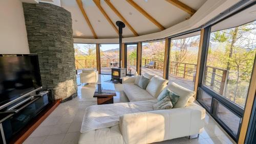 Miyota Villa | Owners Hill B25