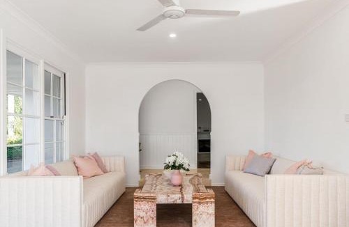 Teven House | The Bower - Byron Hinterland