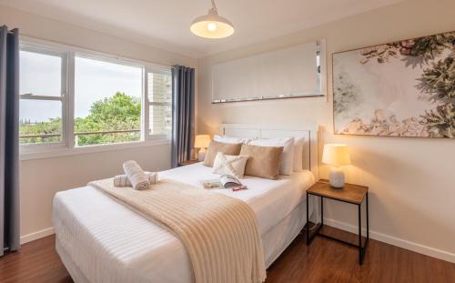 East Ballina Apartment | Salt & Sand - Pet-Friendly Apartments - Opposite Shaws Bay - East Ballina