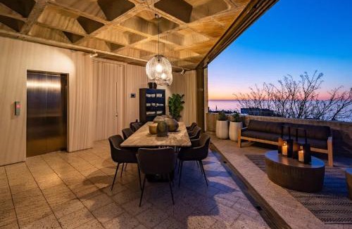 Sea Point Apartment | Luna Azul Penthouse - Ultra luxury in Sea Point